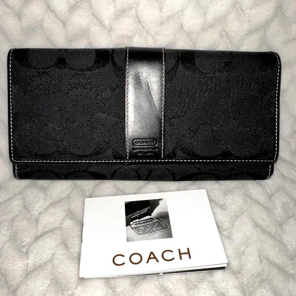 Coach Black Signature Continental Wallet